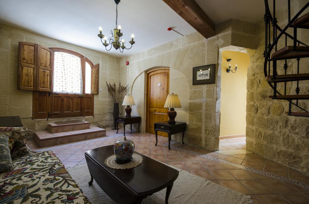 Il-Wileg Bed & Breakfast Кала Экстерьер фото